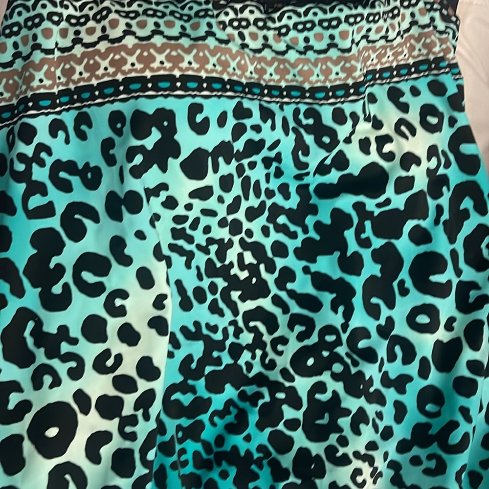 Women’s bathing suit top - Picture 2 of 5